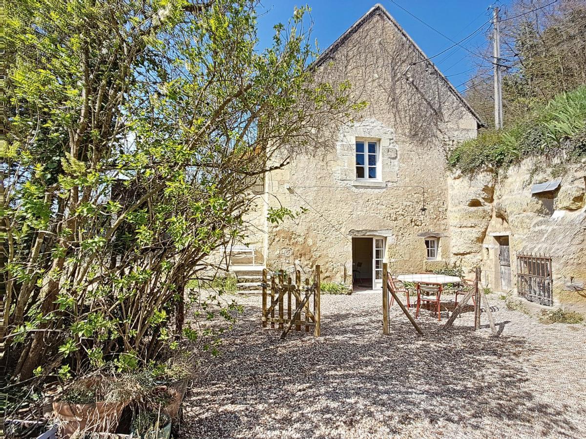 Gite Atypique Au Coeur Du Village - Beauval 5 Min Châteauvieux Exterior foto